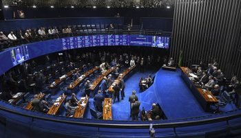 Suplência no Senado vira estratégia para fortalecer clãs e grupos políticos em 2026