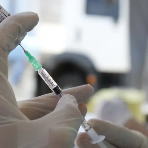 Surto de sarampo em São Paulo: 16º caso confirmado e vacinação é intensificada