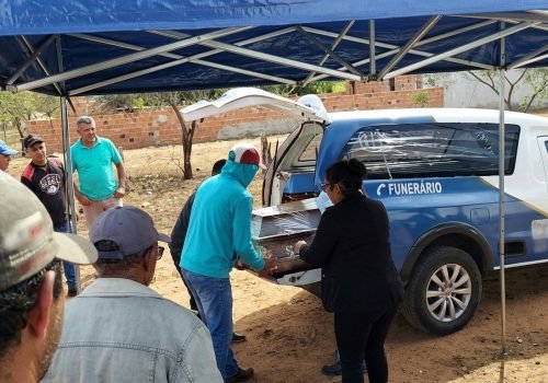 Tragédia em Poço Redondo: comunidade se despede de vítimas de acidente com ambulância