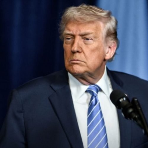 Trump declara Estreito de Ormuz como novo território dos Estados Unidos