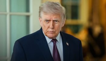 Trump retoma diplomacia e envia negociadores para tentar acordo de paz na Ucrânia