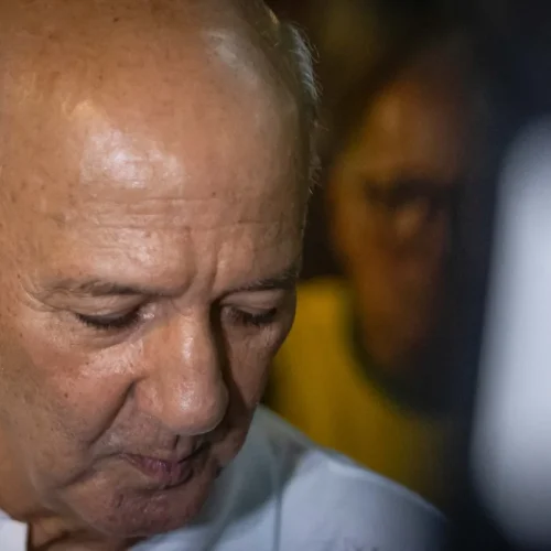 TSE avalia futuro político de Arruda em julgamento decisivo sobre candidatura ao GDF