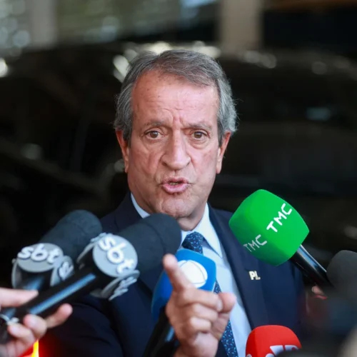 Valdemar Costa Neto admite triunfo de Lula e afasta linha dura do PL