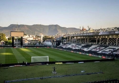 Vasco aguarda decisão judicial para destravar venda da SAF de R$ 3 bilhões