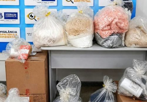 Vigilância Sanitária interdita farmácia de manipulação em Vitória da Conquista