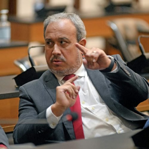 Vitor Azevedo inicia maratona eleitoral com visitas a três cidades baianas