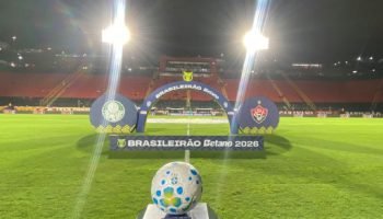 Vitória e Palmeiras medem forças no Barradão pela vigésima primeira rodada do Brasileirão
