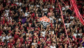 Vitória goleia Athletico-pr por 4 a 0 e avança para as quartas da Copa do Brasil