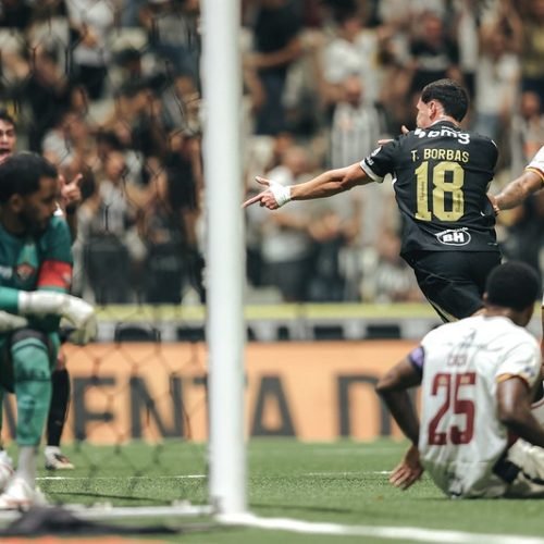 Vitória perde para o Atlético-mg na Arena MRV e mantém jejum fora de casa