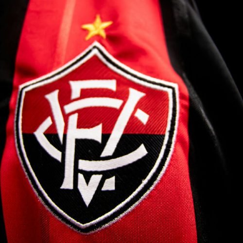 Vitória recupera peça fundamental para duelo decisivo contra o Corinthians
