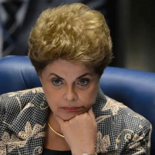 Votação de Dilma Rousseff em Belo Horizonte é marcada por tumulto e hostilidade