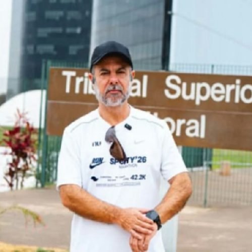 Wilson Grassi corre maratona ao redor do TSE e consegue liberação de campanha
